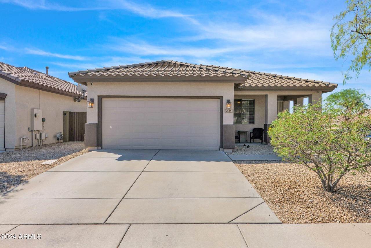 2525 Whitman Drive - Photo 1
