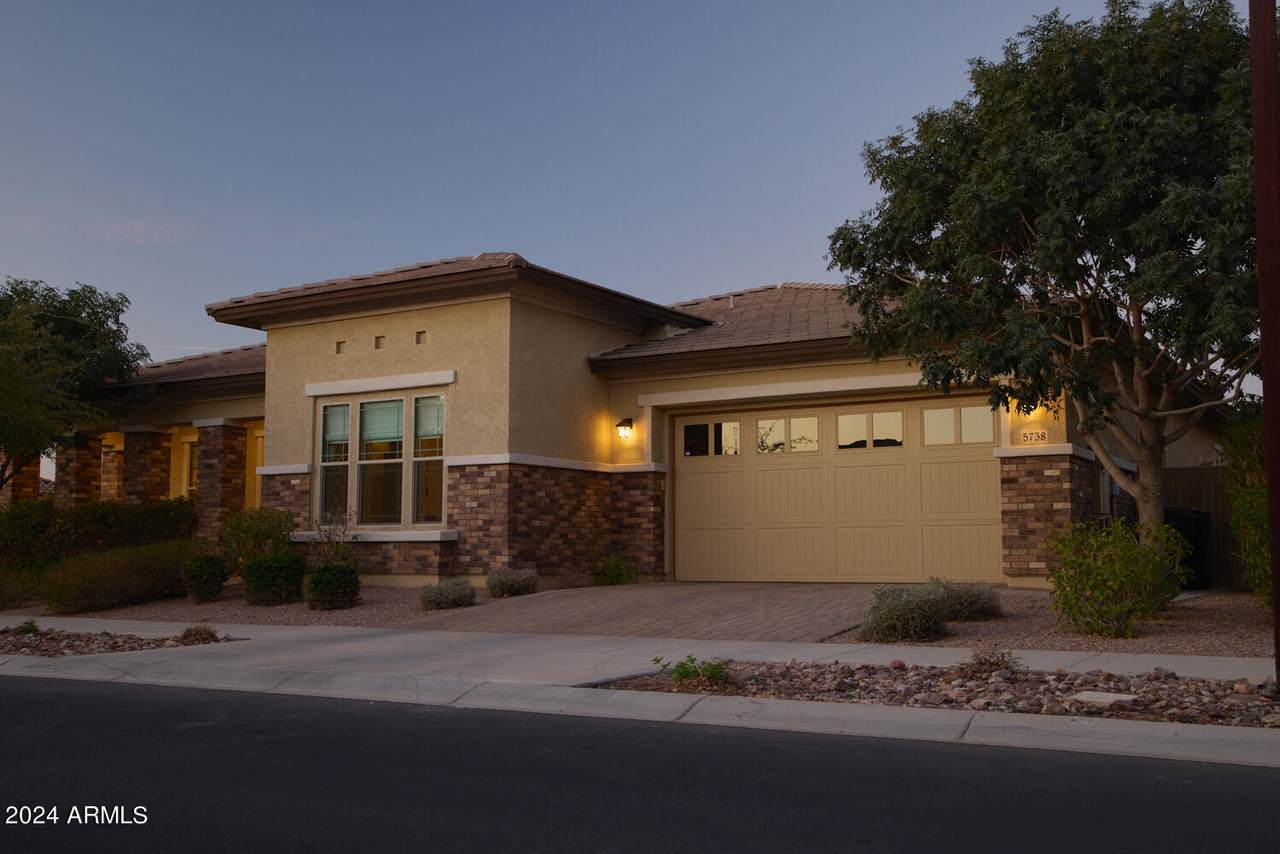 5738 Crowley Street - Photo 1