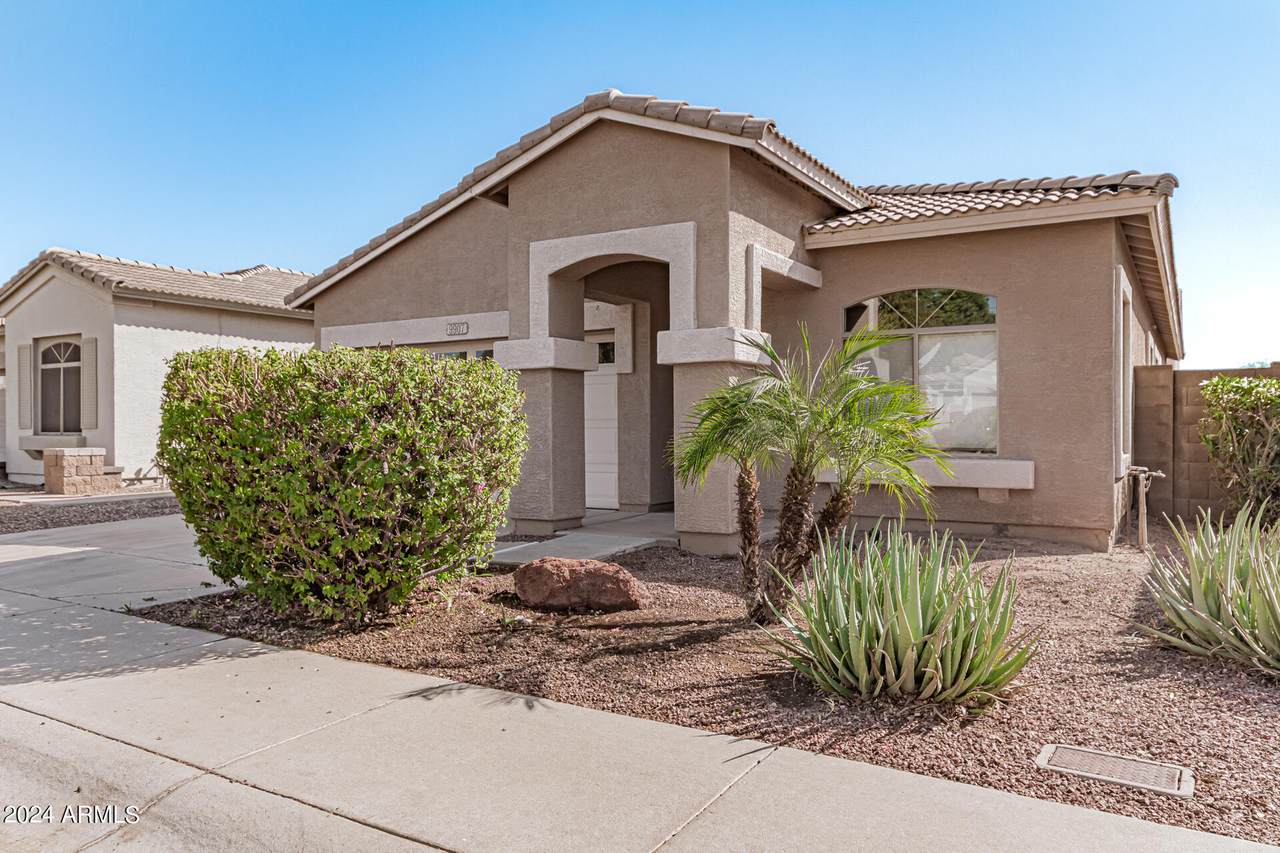 9907 Farmdale Avenue - Photo 1