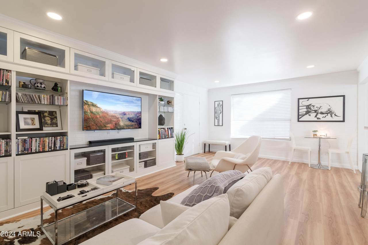 4131 Camelback Road - Photo 1