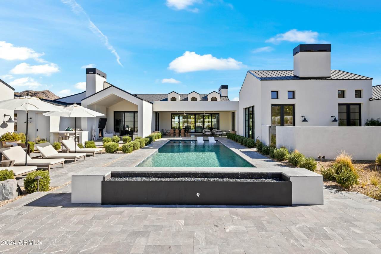 7116 46TH Place - Photo 1