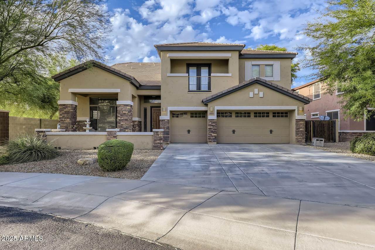 15526 Minnezona Avenue - Photo 1