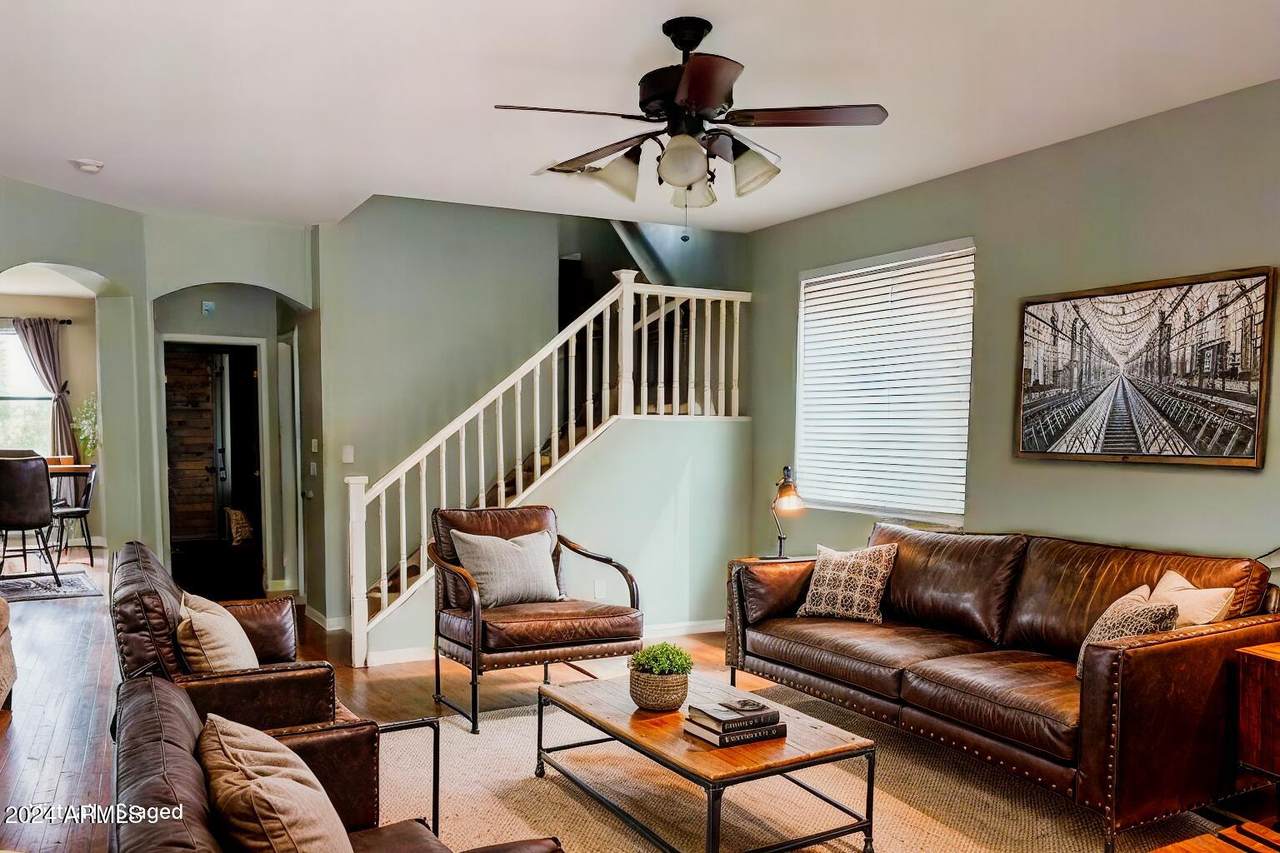 4818 Ellis Street - Photo 1