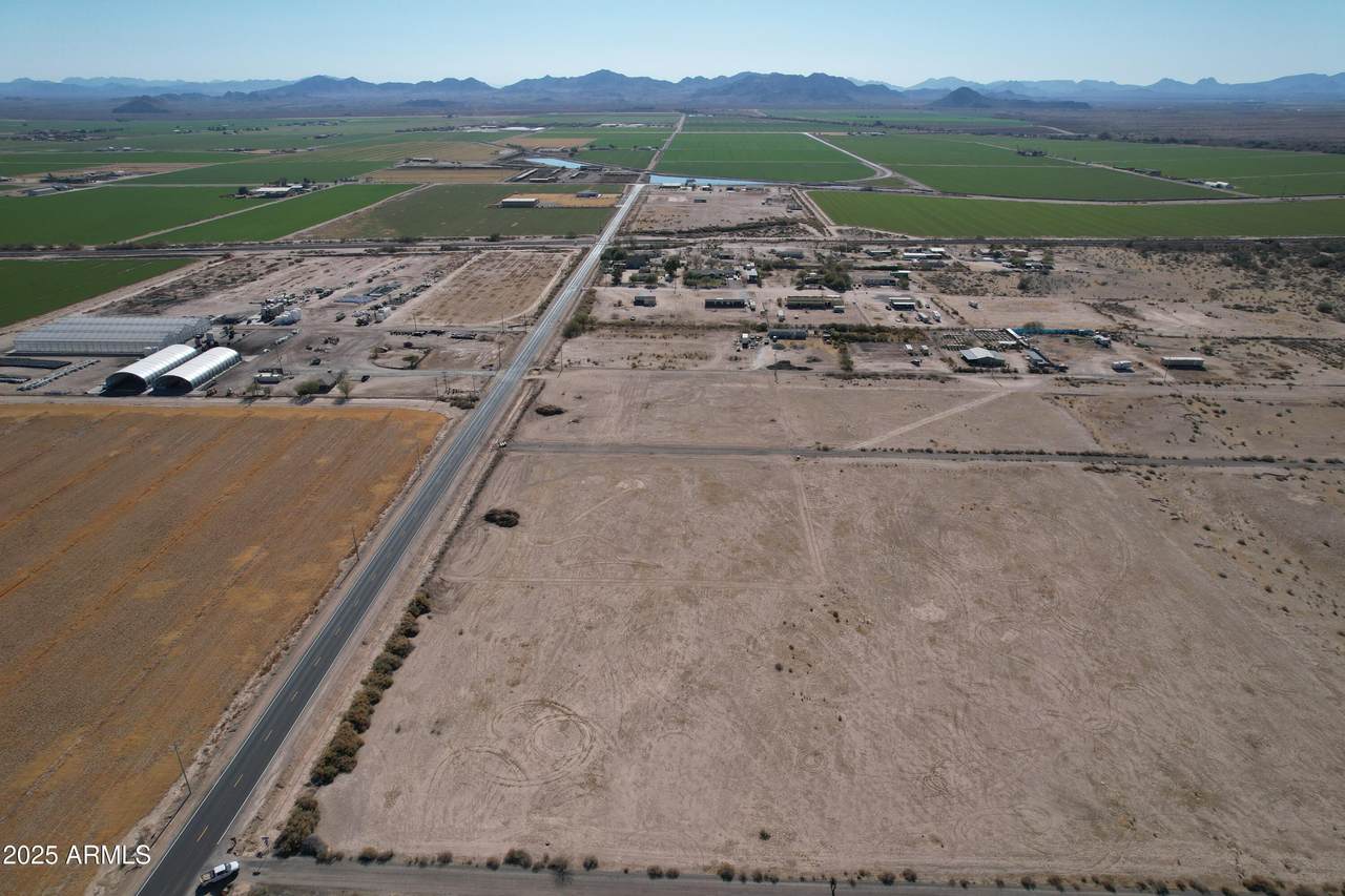 30XXX South Mountain Avenue - Photo 1