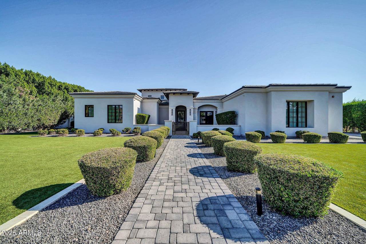 4819 68TH Place - Photo 1