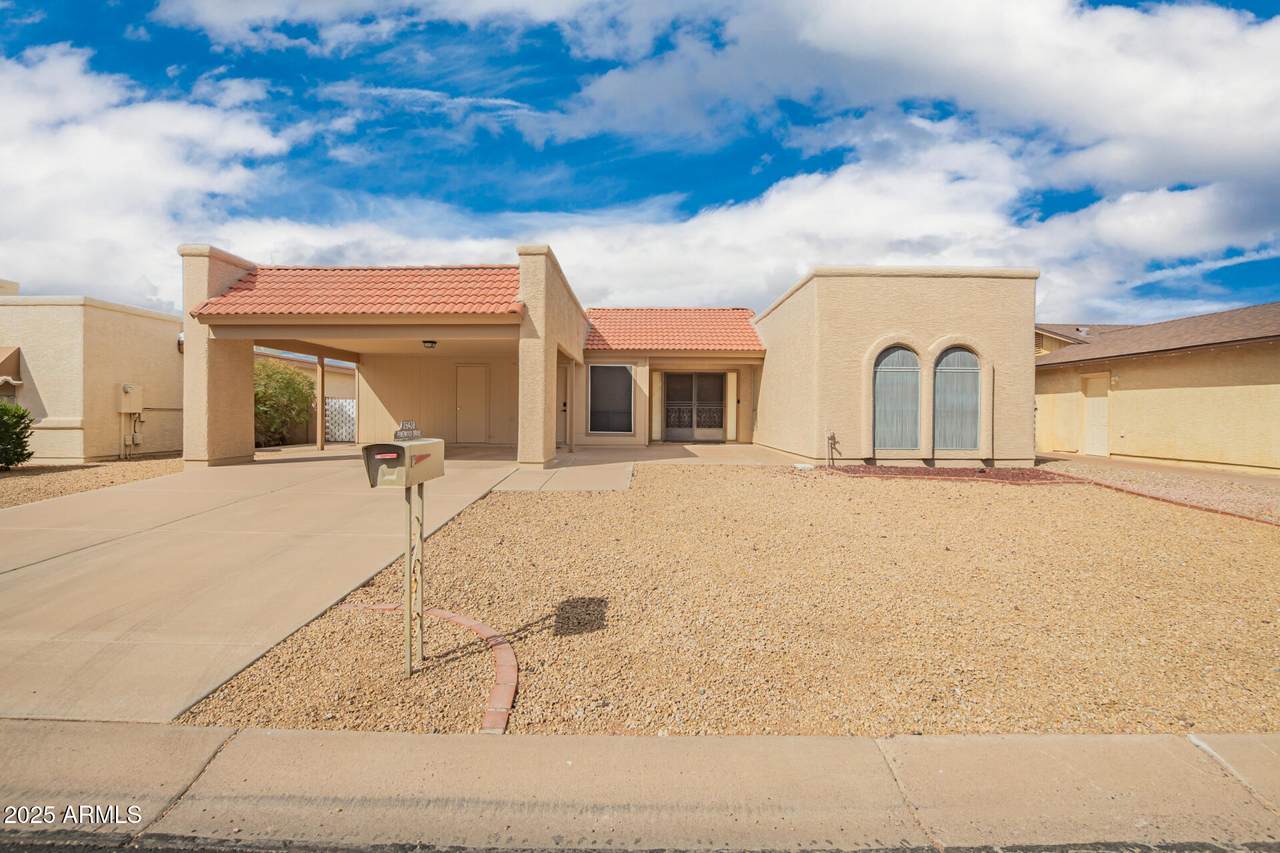 26438 Pinewood Drive - Photo 1