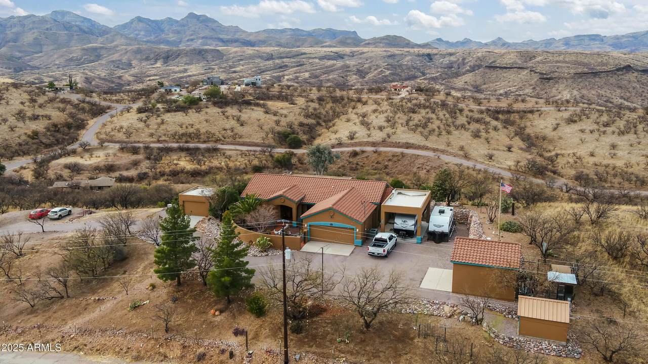 608 Paseo Reforma - Photo 1