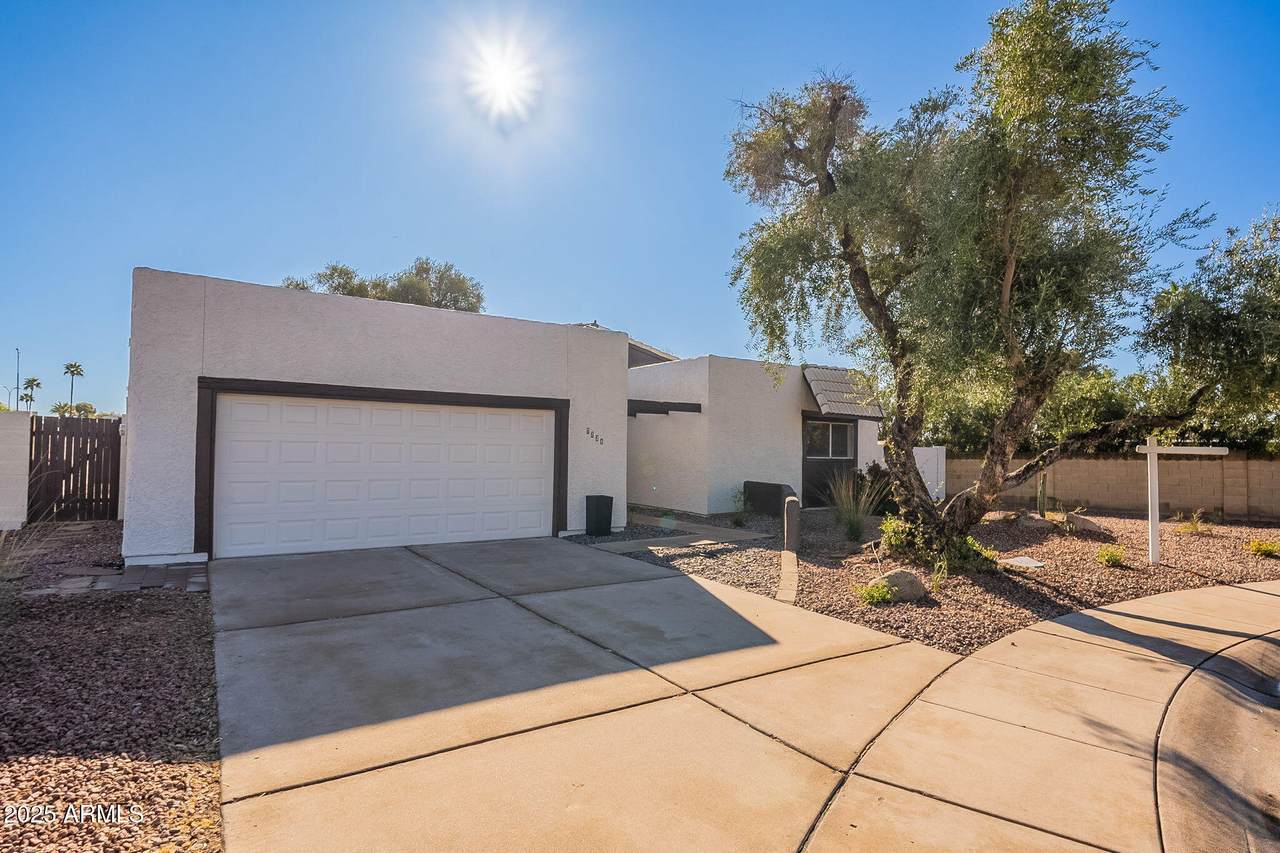 7721 Valley Vista Lane - Photo 1