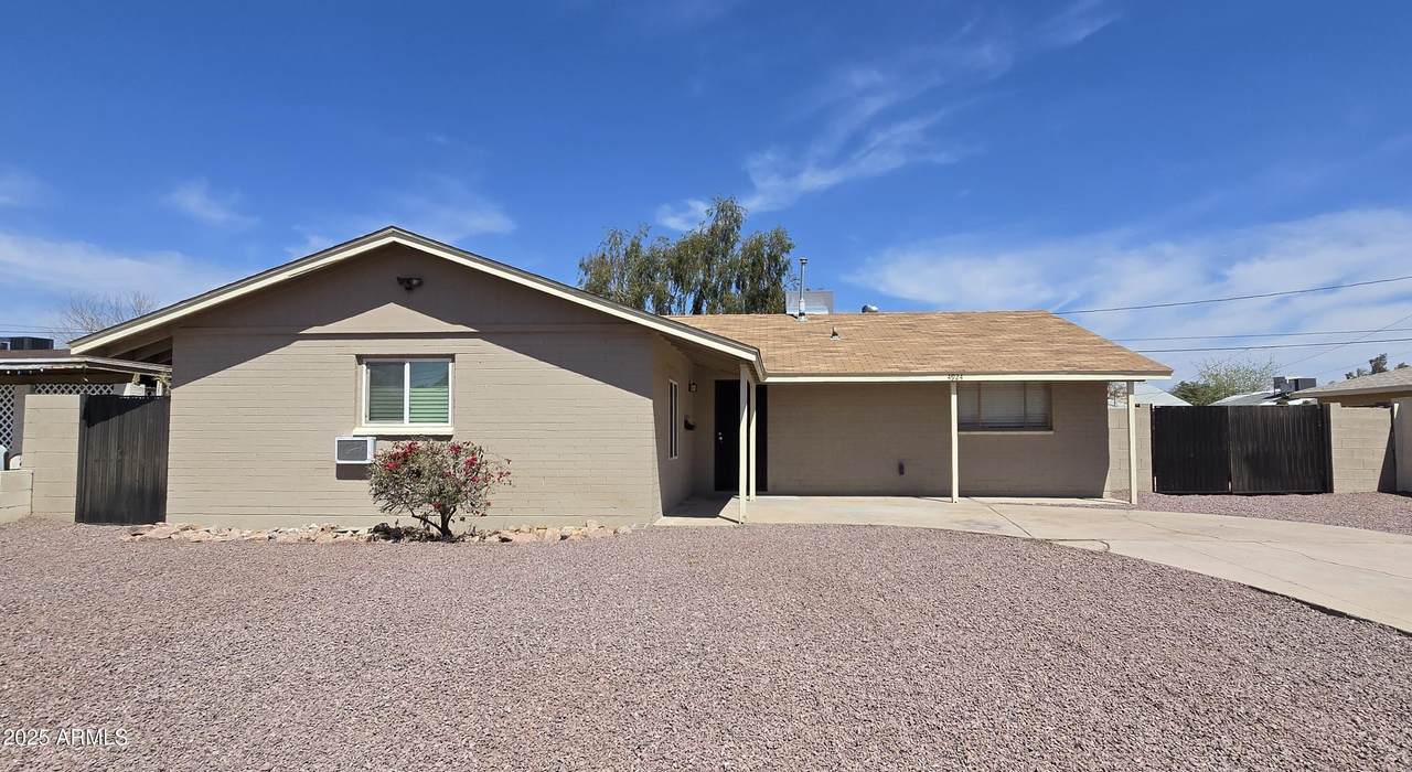 4924 Catalina Drive - Photo 1