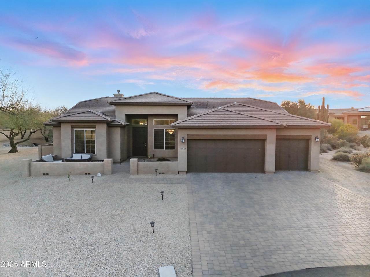 19023 Buckskin Court - Photo 1
