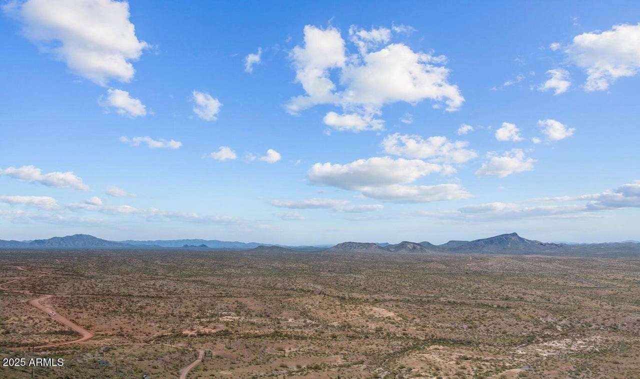 XX00 451st Avenue - Photo 1