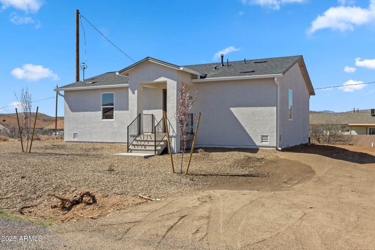15380 Val Vista Road - Photo 1