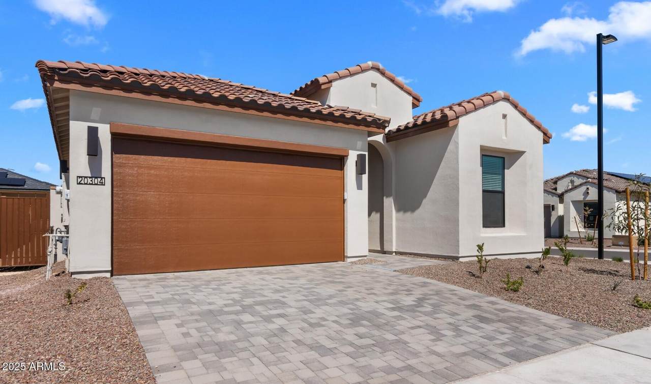 20304 Montecito Avenue - Photo 1
