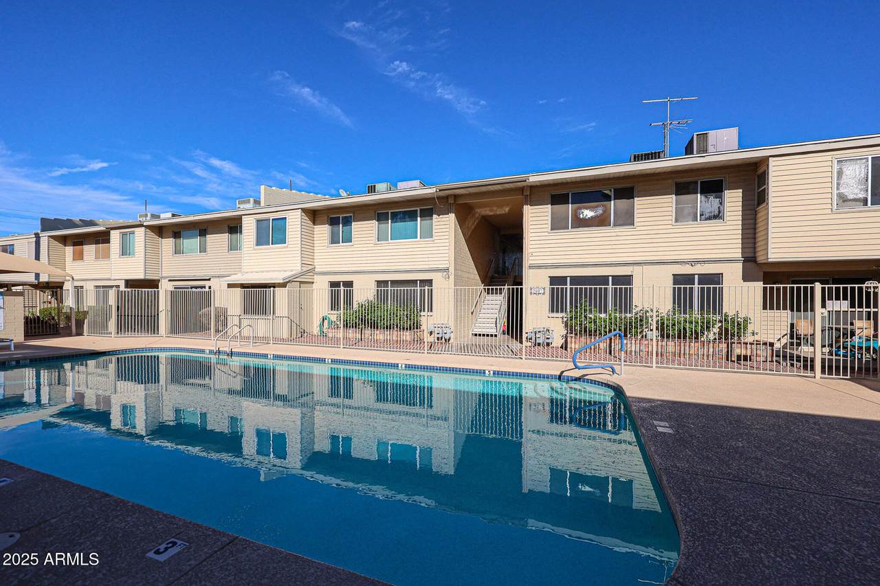 2605 Rose Lane - Photo 1