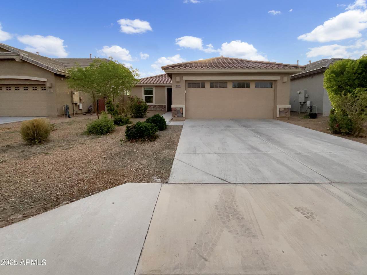 7215 123RD Drive - Photo 1