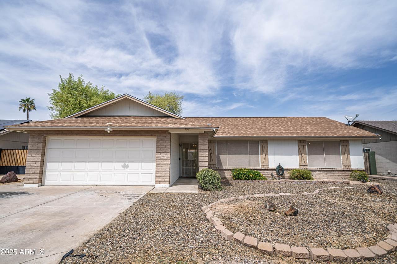 402 Mohawk Lane - Photo 1