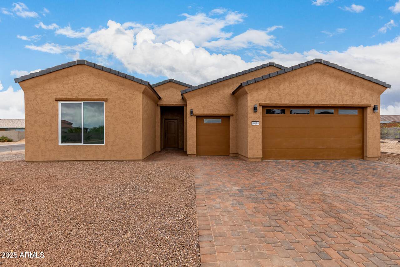 10198 Mission Drive - Photo 1