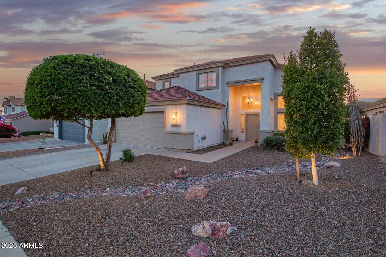 15852 18TH Lane - Photo 1