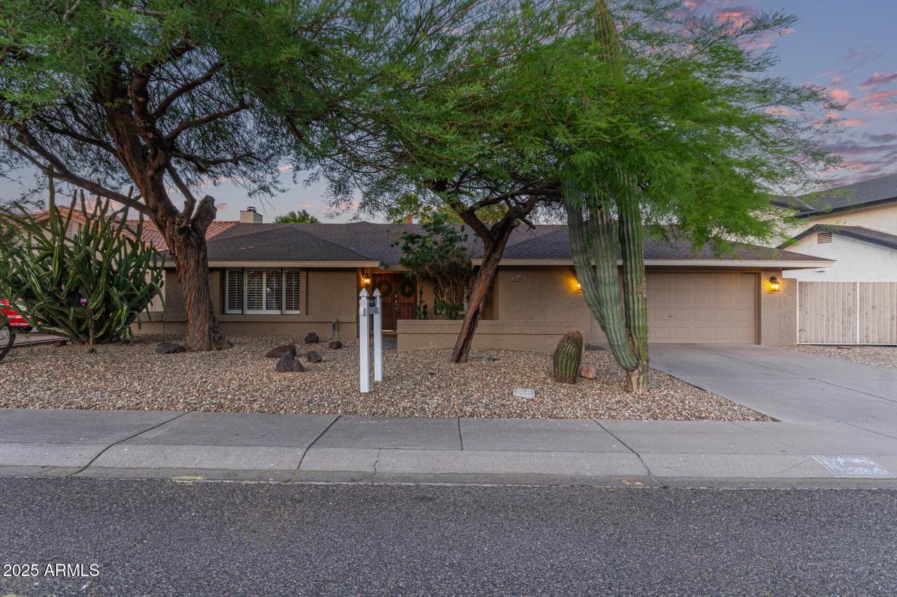 5008 Nisbet Road - Photo 1