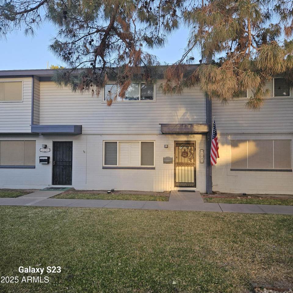 2537 Rose Lane - Photo 1