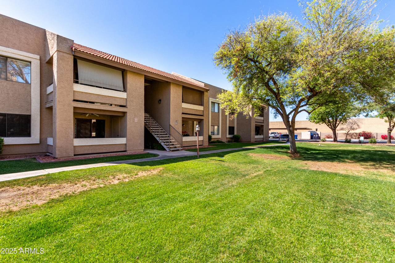 2146 Isabella Avenue - Photo 1