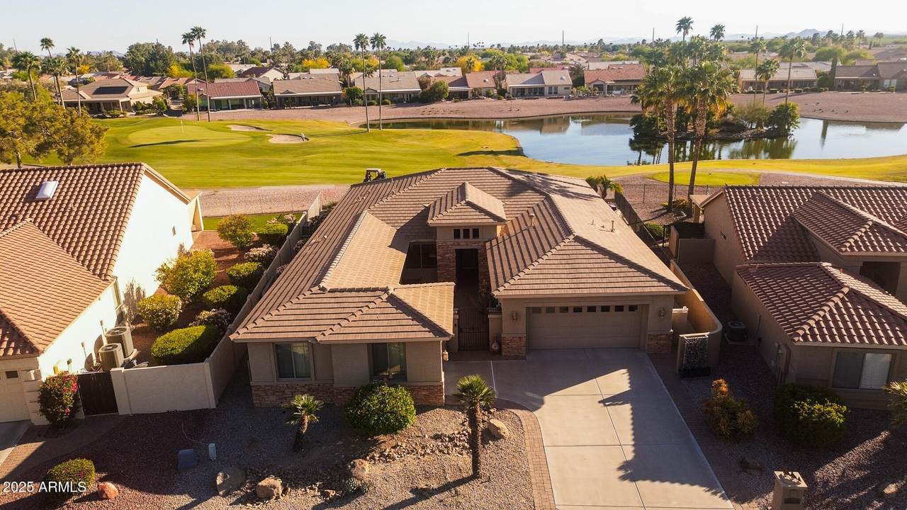 24528 Lakeway Circle - Photo 1