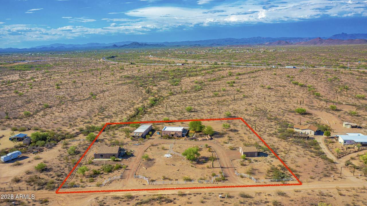 25408 Adamanda Drive - Photo 1
