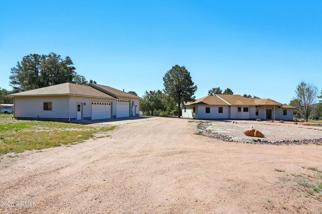 889 Dealers Choice Lane - Photo 1