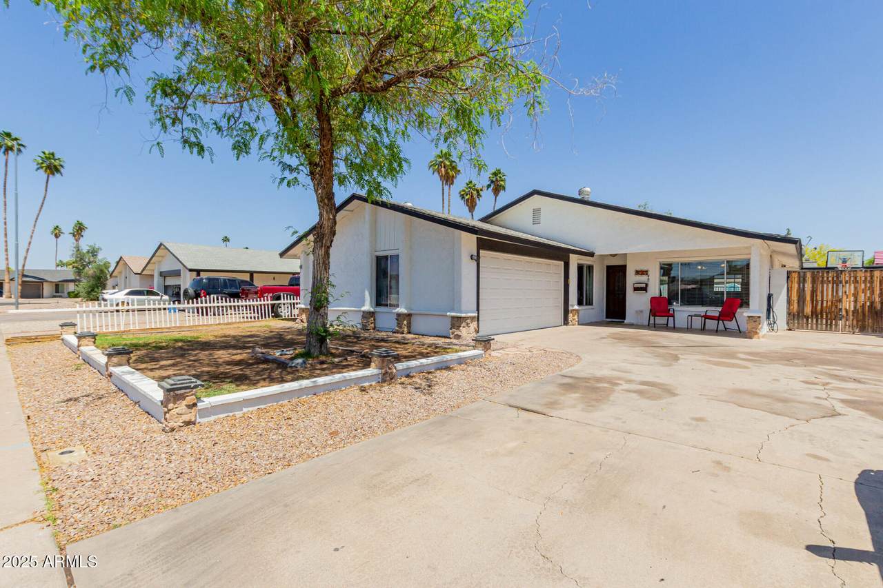 1017 San Jose Circle - Photo 1