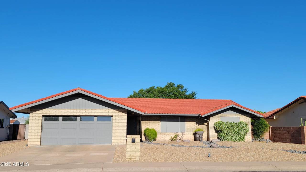 650 65TH Way - Photo 1
