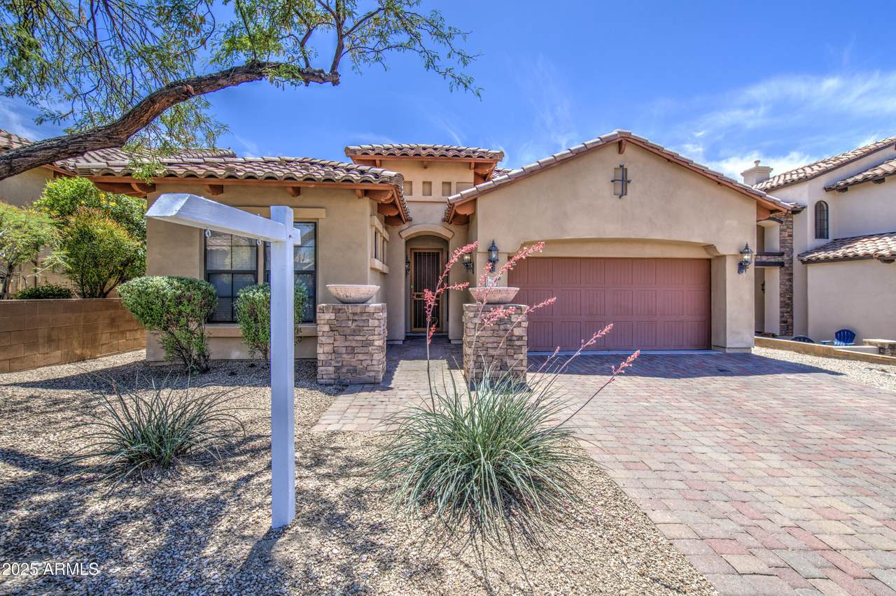6941 Snowdon Street - Photo 1