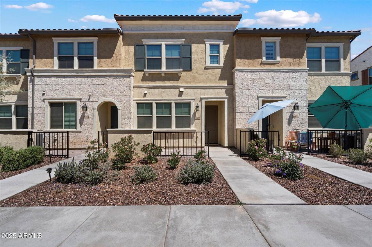 1823 Chelsea Lane - Photo 1