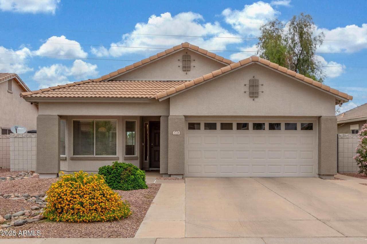 3724 Derringer Way - Photo 1