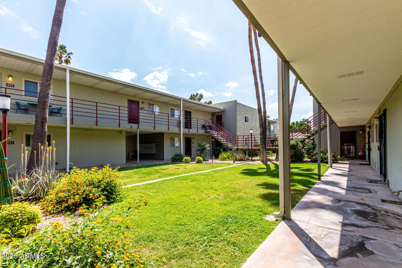4610 68TH Street - Photo 1