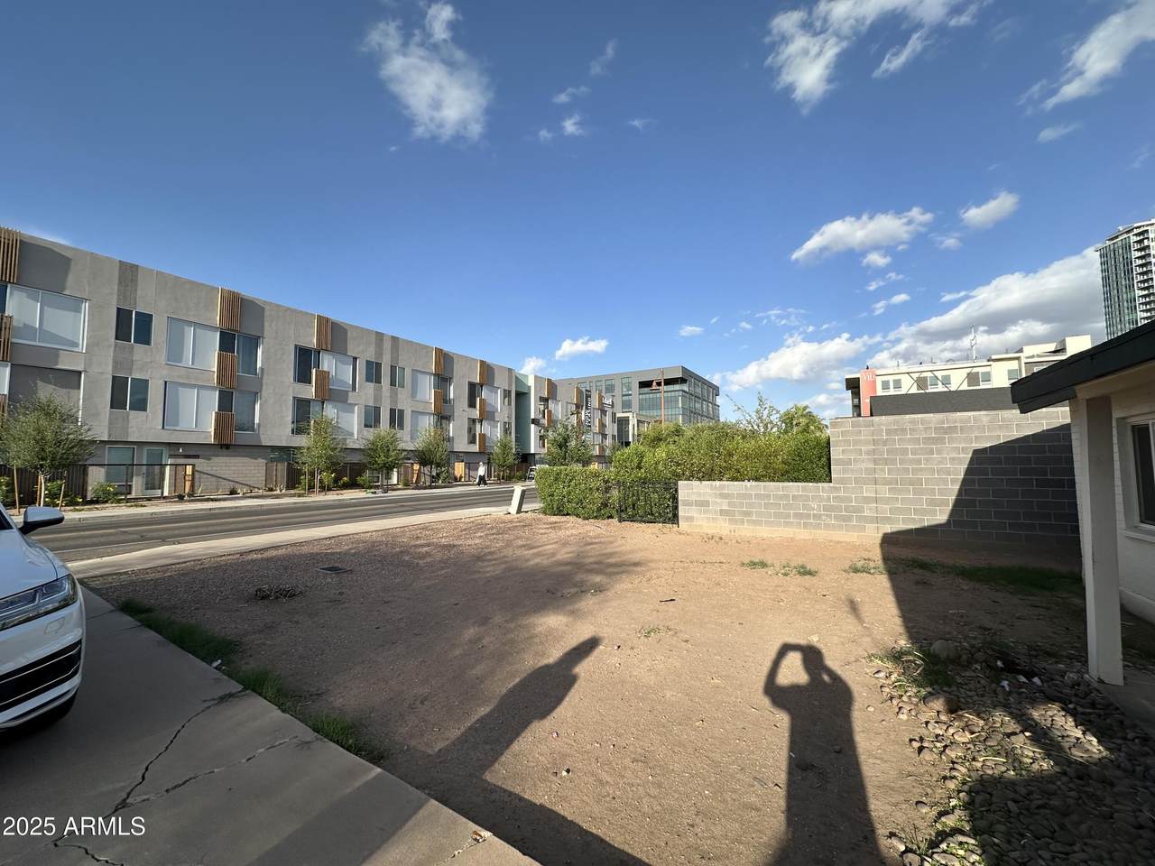 421 5TH Street - Photo 1