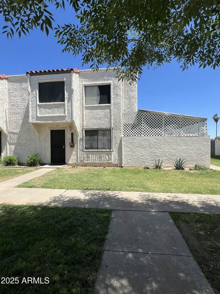 5212 42ND Lane - Photo 1