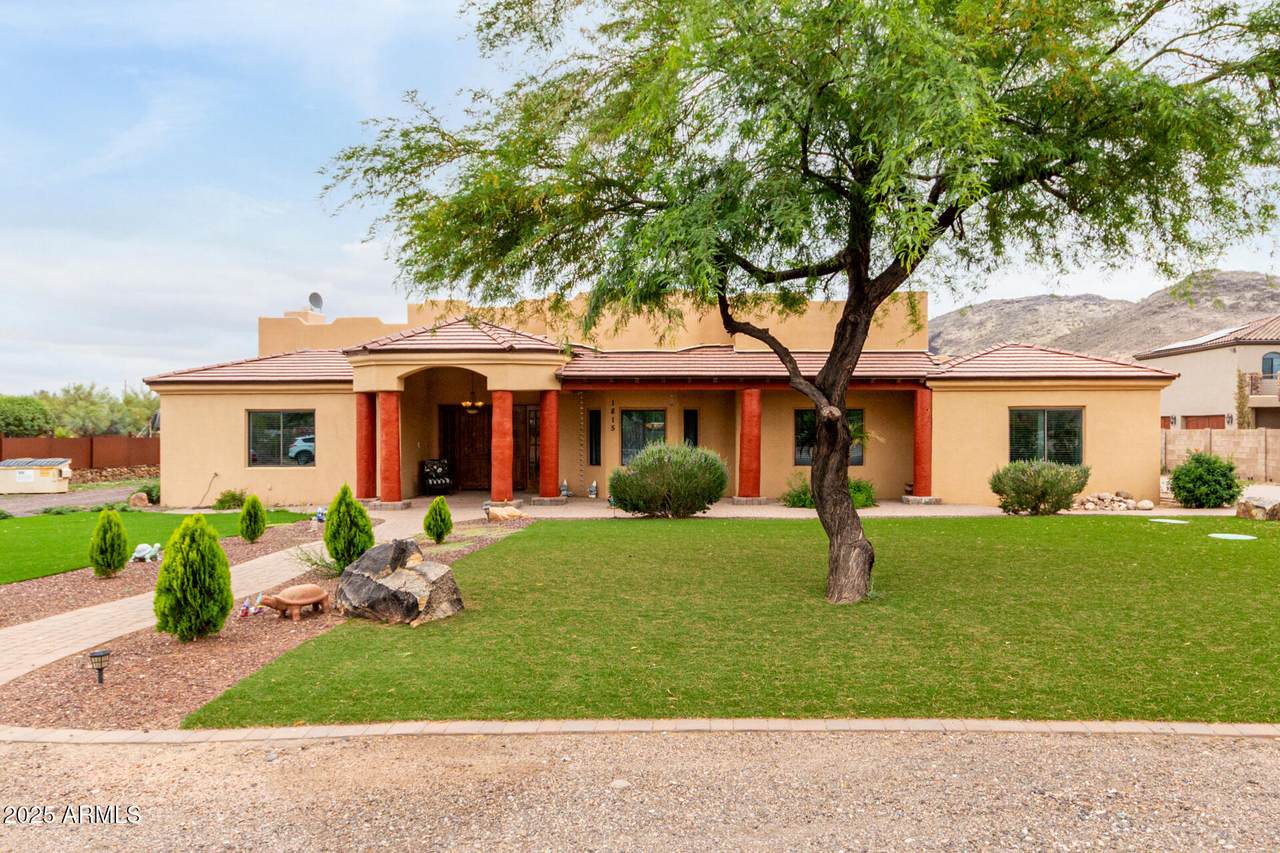 1815 Maddock Road - Photo 1
