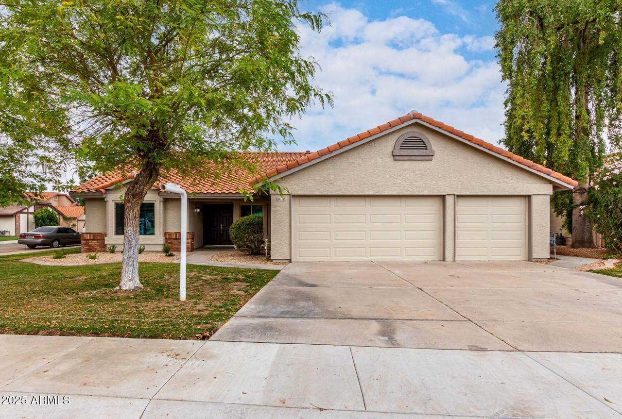 1333 Bermuda Bay Court - Photo 1