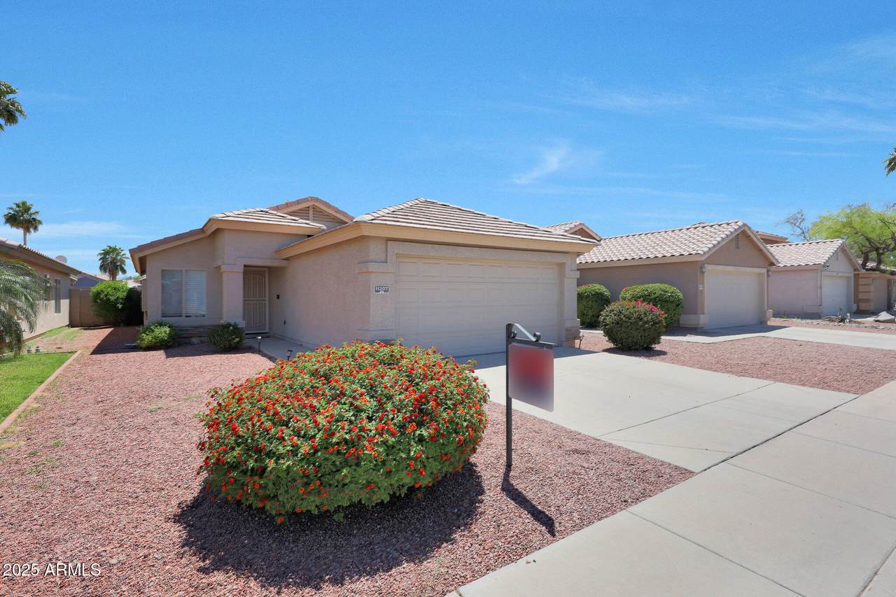 11207 Turney Avenue - Photo 1