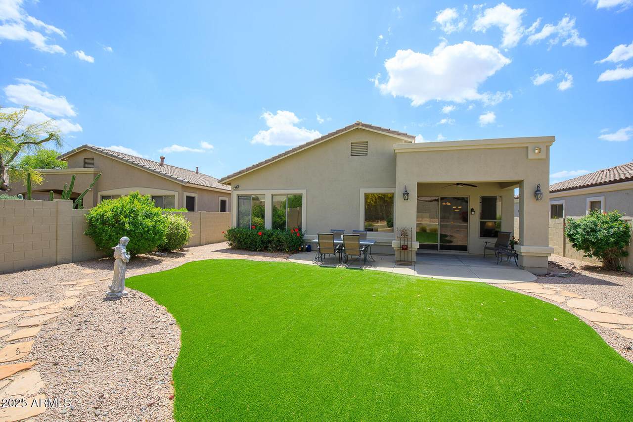 5014 Kirkland Road - Photo 1