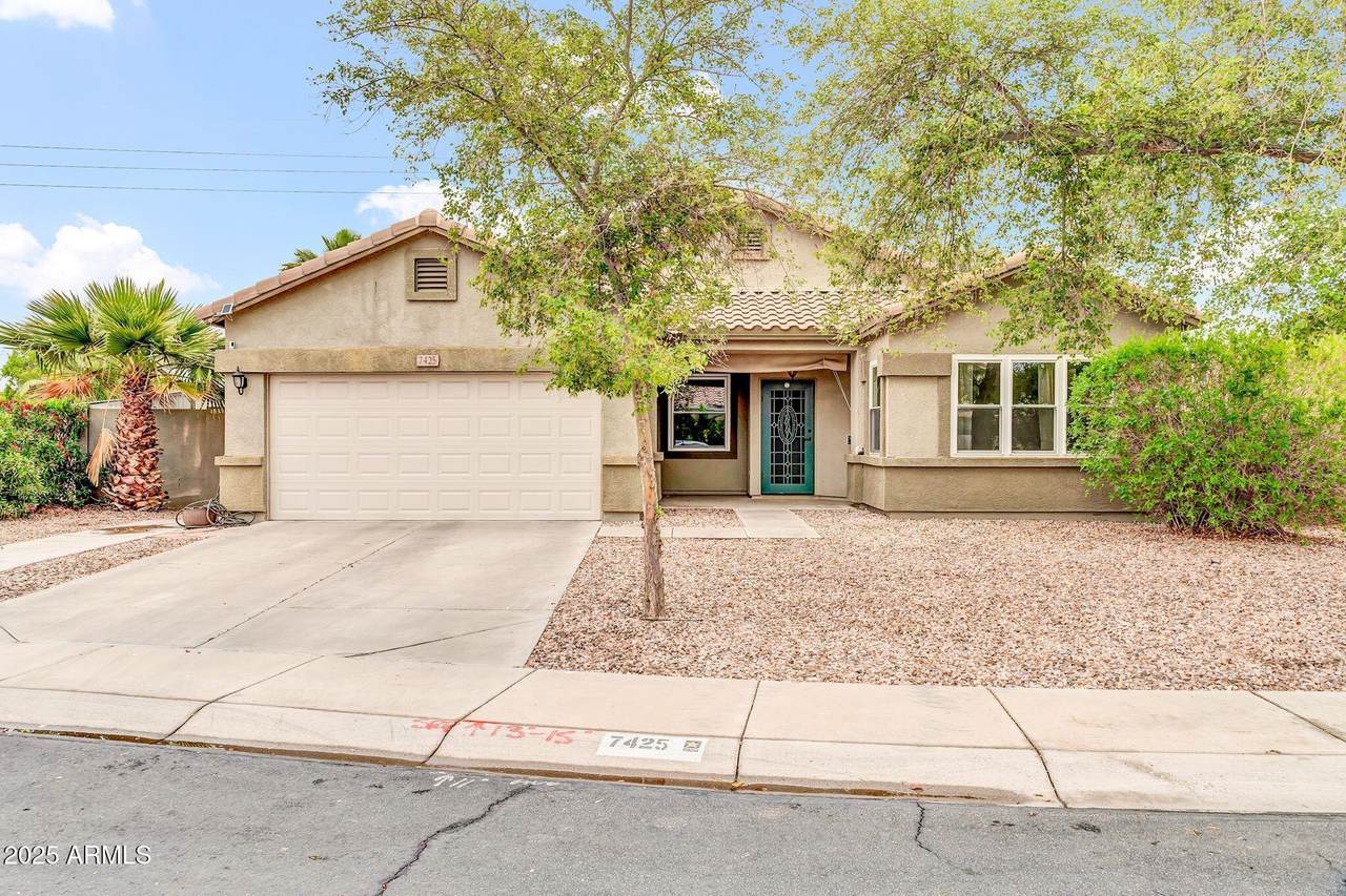 7425 75TH Drive - Photo 1