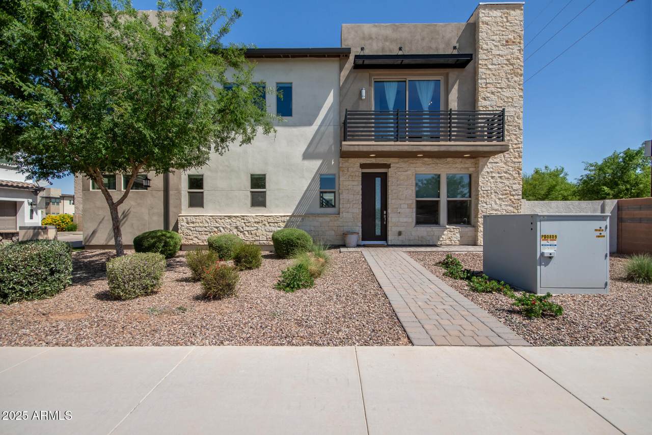1985 Follett Way - Photo 1