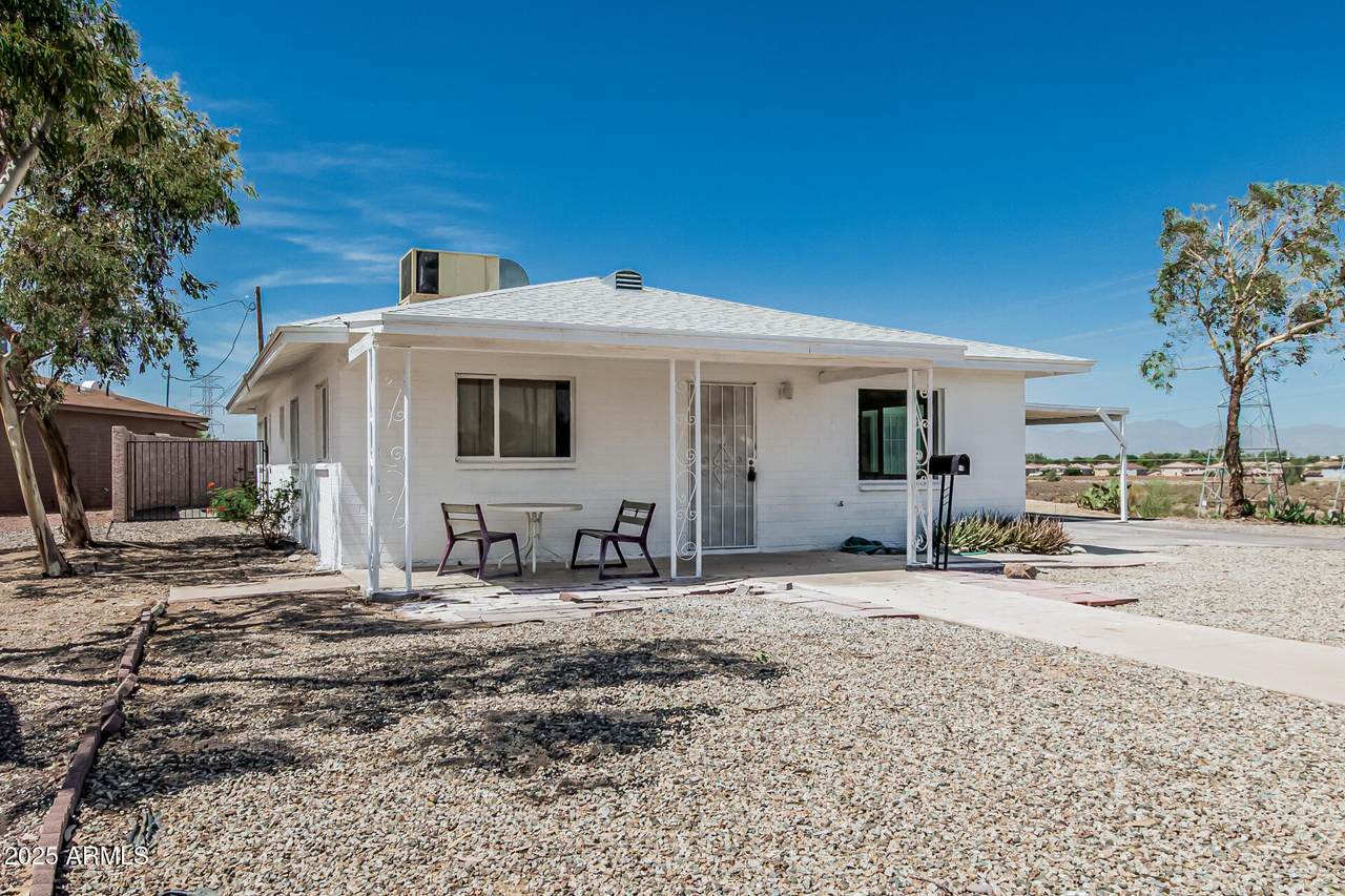 11441 Lakeshore Drive - Photo 1
