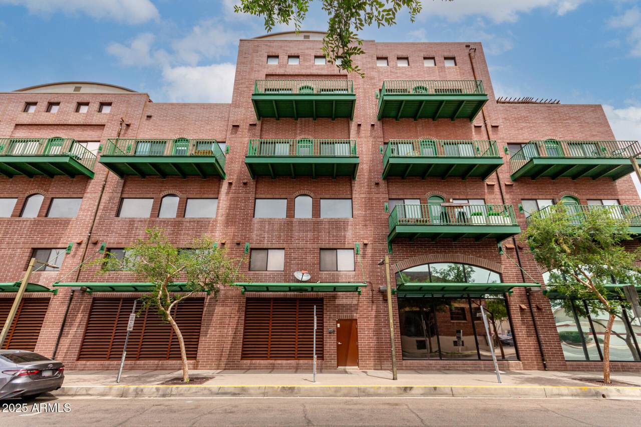 424 2ND Street - Photo 1