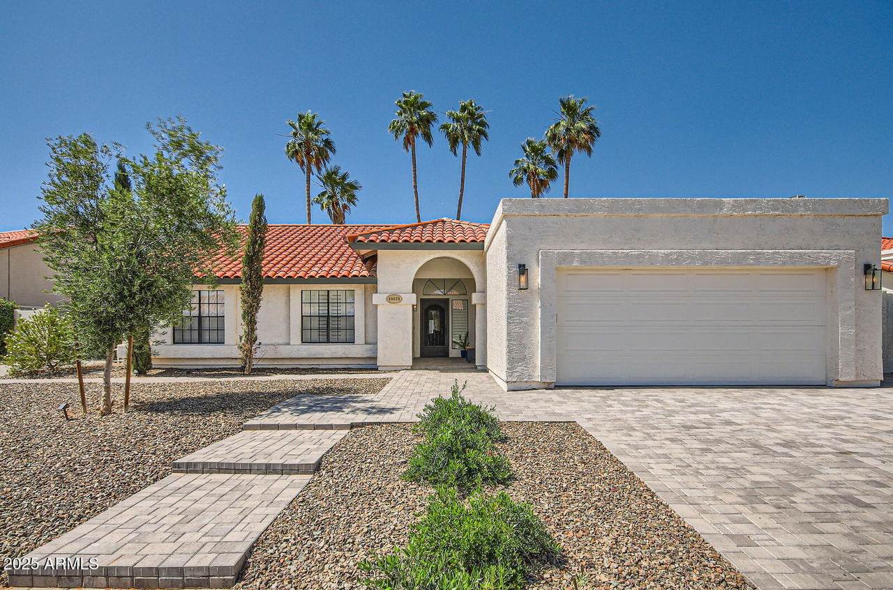 10522 Bella Vista Drive - Photo 1