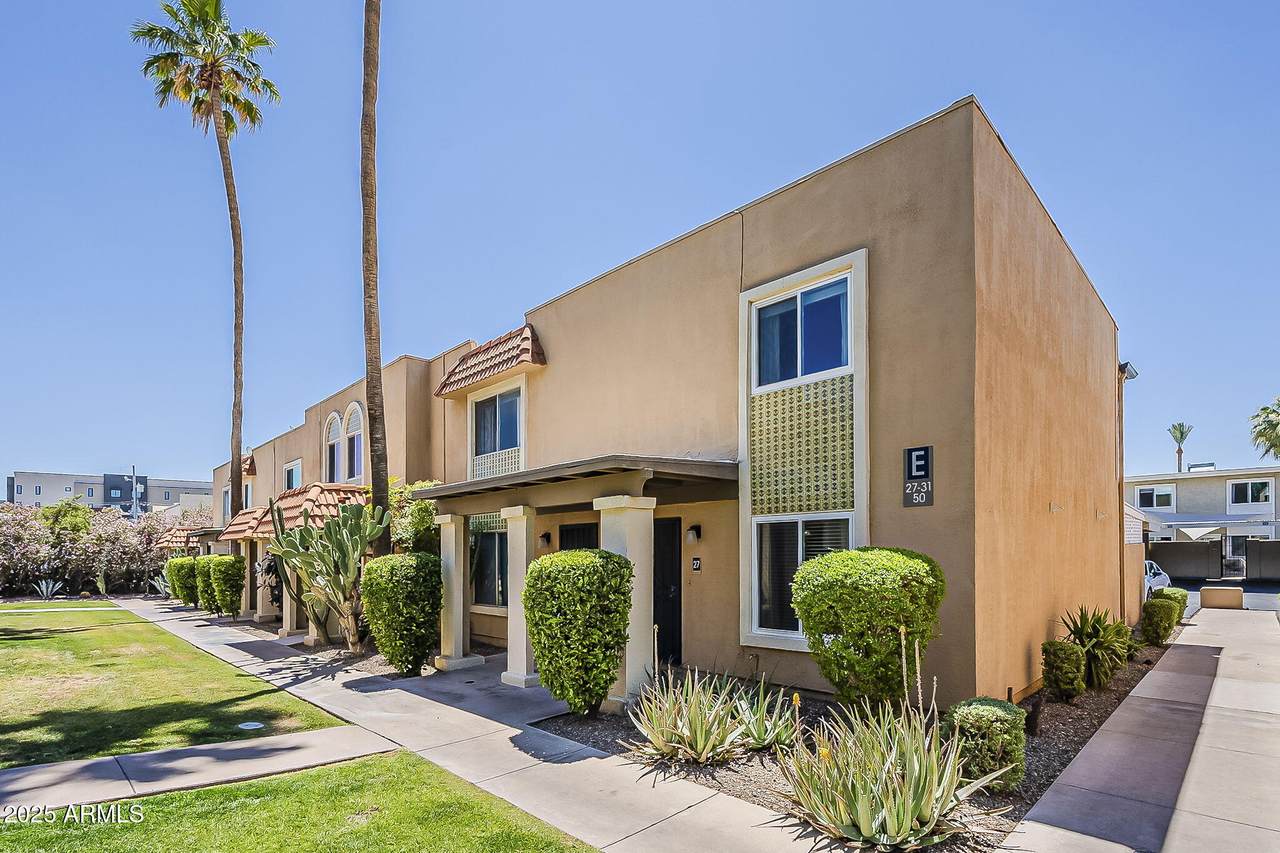 601 Palo Verde Drive - Photo 1