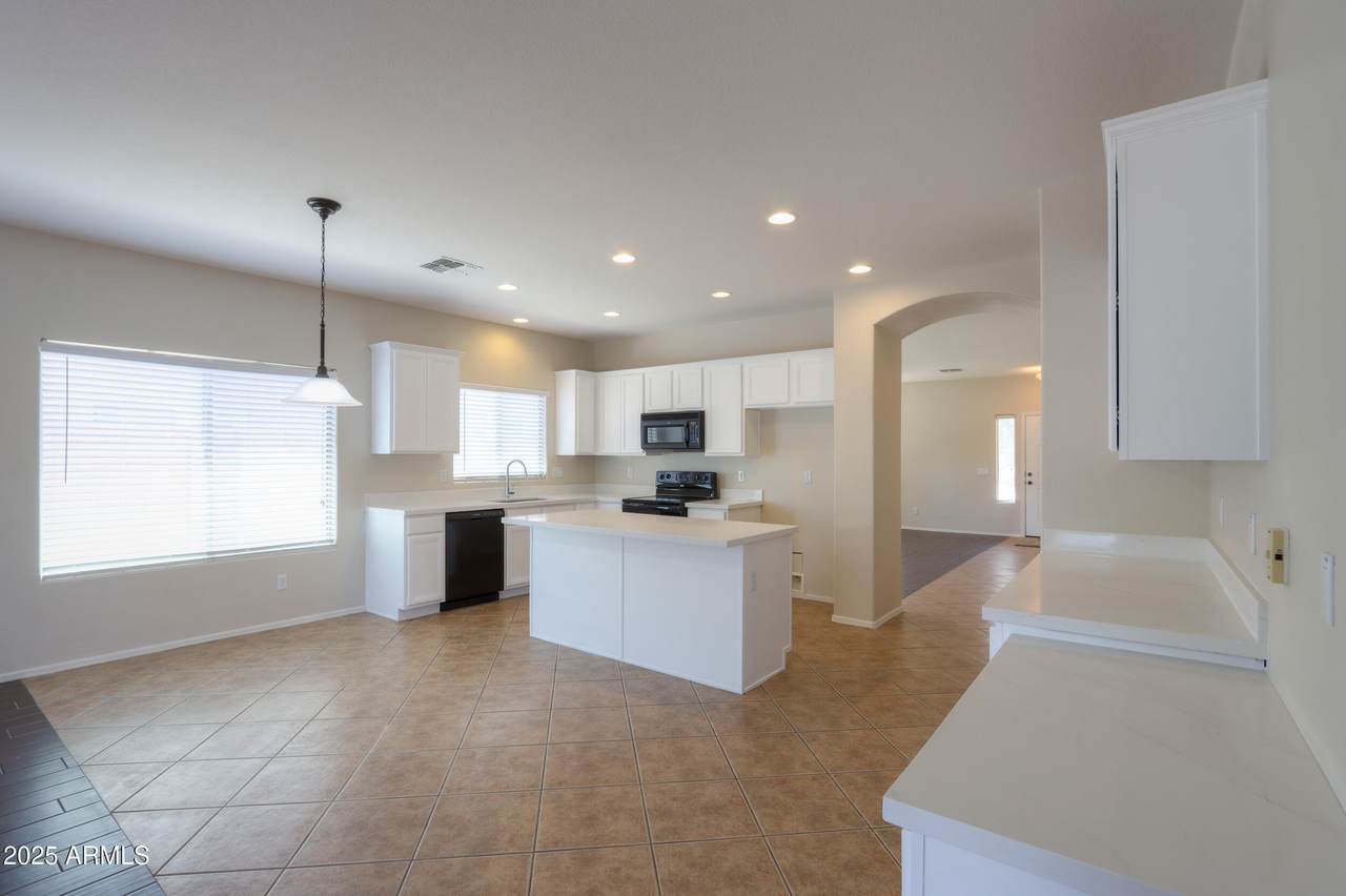 44092 Stonecreek Road - Photo 1