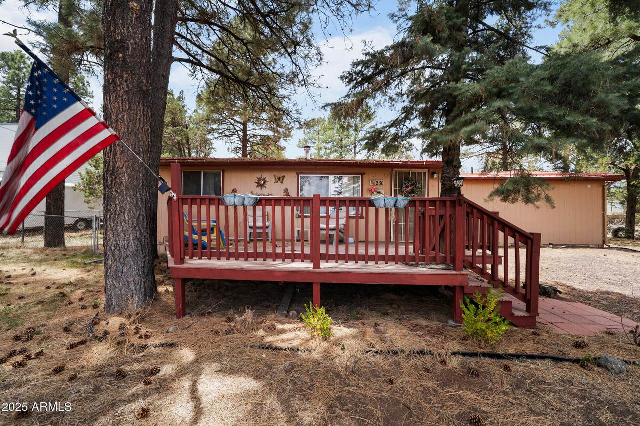 280 3RD Drive - Photo 1