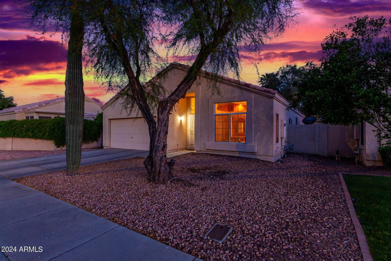 10735 Bermuda Drive - Photo 1