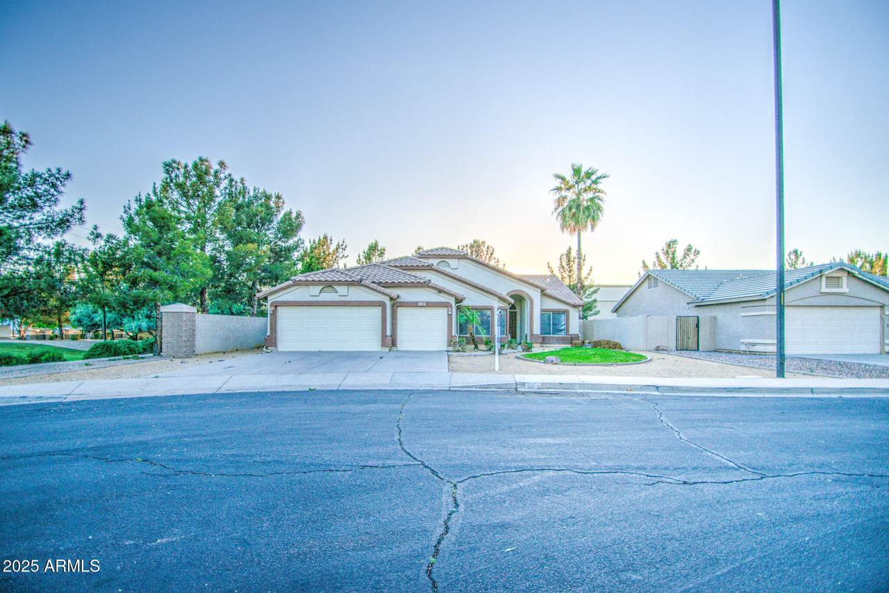836 Sinova Avenue - Photo 1